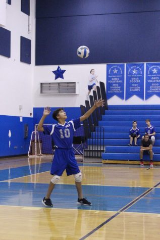 Boys’ volleyball wins first page against Duncan