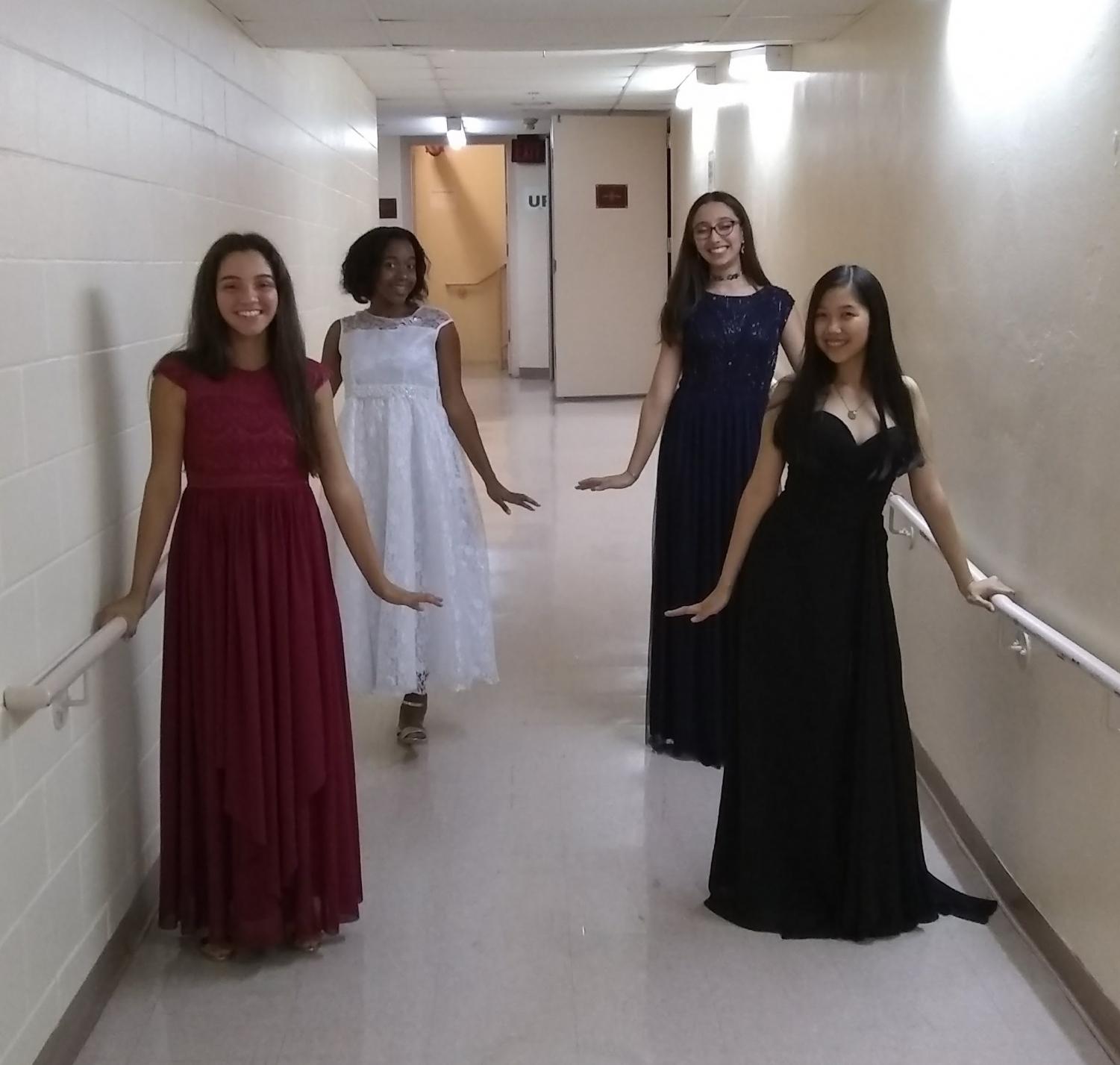 Eighth grade piano majors, Yanire Marte, Alice Chong, Sara Abdo, and Janise Tucker perform at the Kravis Center for the Ten Grands. They performed an eight hand piano piece as a quartet. “I feel wonderful, all the students at the piano department work really hard, so anyone choosen for any special performance I feel great about them because they really deserve it,” Estibaliz Gastesi Latorre said.