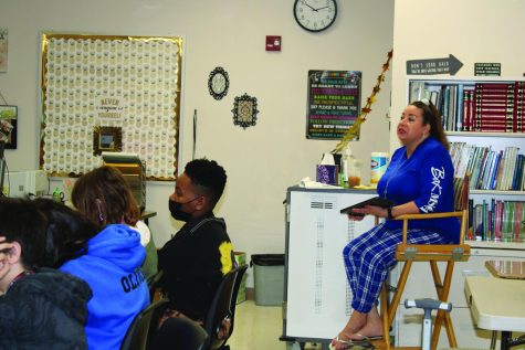 Teaching her class, social studies teacher, Michelle DeSilva, incorporates a variety of learning styles to engage her students. “Offering different activities makes sure that each child has a chance to learn in their own unique way,” DeSilva said. 