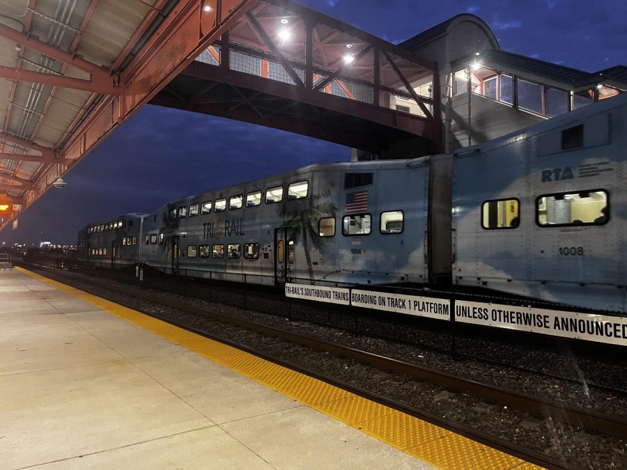 +Students+wait+as+the+7%3A20+AM+train+arrives+in+Delray+Beach.+%E2%80%9C+I+like+Tri-Rail+because+it+provides+a+convenient+transportation+system+for+students+that+can%E2%80%99t+get+to+school+any+other+way%2C%E2%80%9D+Sherman+said.+Photo+by+Marton+Papp%0A%0A